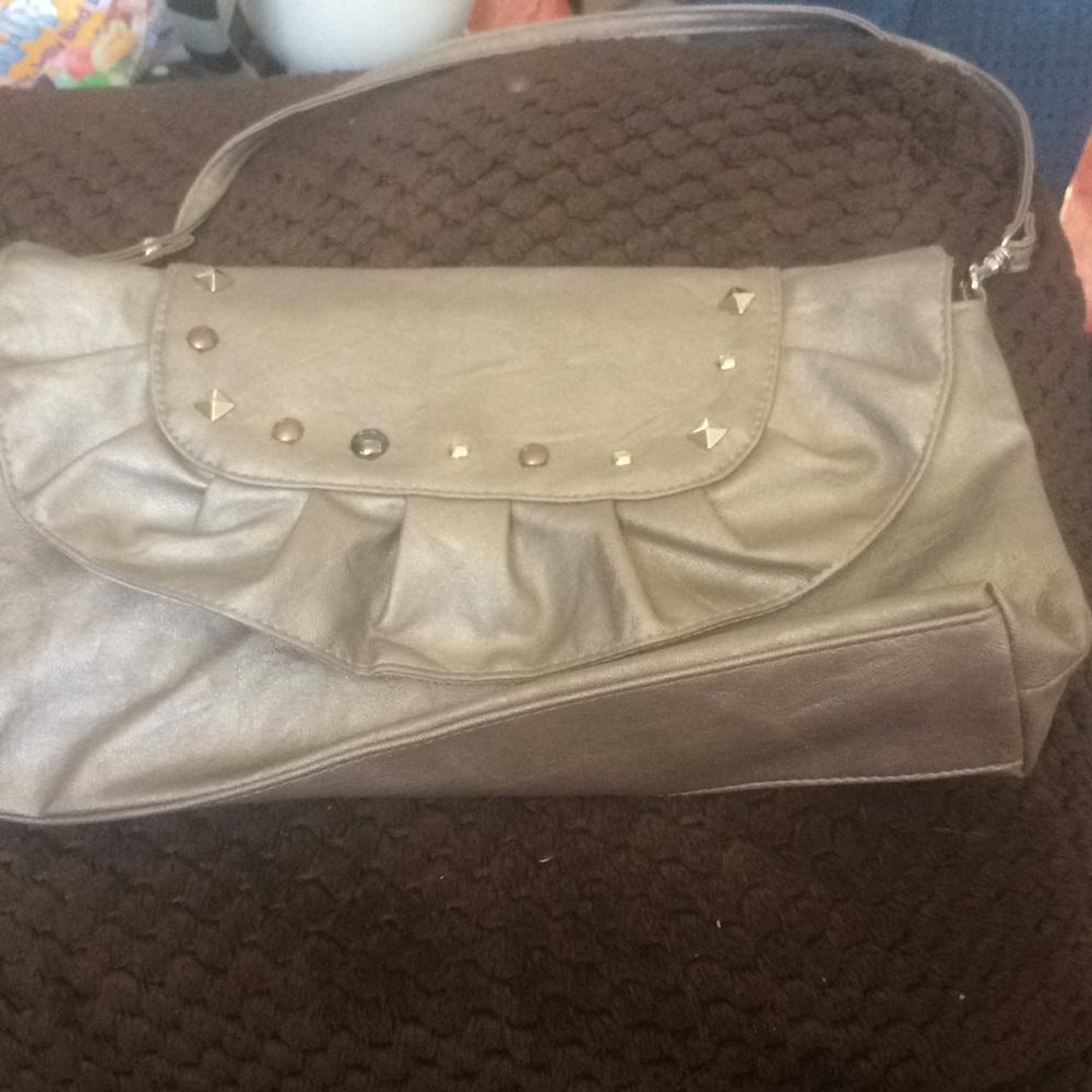 FINAL MARKDOWN Ladies air walk purse